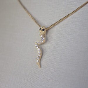 Gargantilha Serpente Cravejada em Zircônias folheada a ouro 18k - Image 1