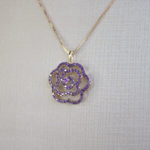 Gargantilha Flor Folheada a ouro 18k cravejada em zircônias - Image 1