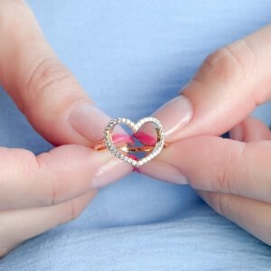 Anel Coração Vazado folheado a ouro 18k Cravejado de Micro Zircônias - Image 5