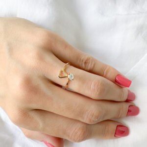 Anel Solitário com detalhe de coração folheado a ouro 18k - Image 2