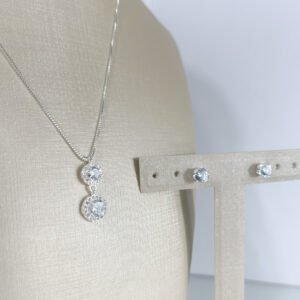 Conjunto Cristal folheado a Prata com belíssimos detalhes em micro cravações de zircônias Conj08p - Image 1