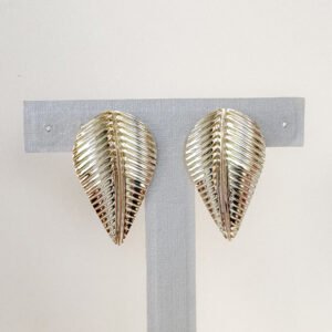 Brinco Maxi Folha Folheado a Ouro 18k - Image 3