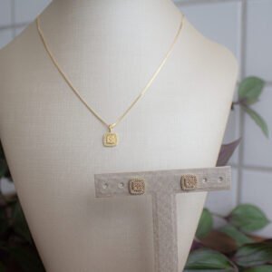 Conjunto Labirinto Folheado a ouro 18k cravejado em zircônias - Image 1