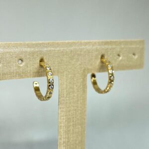 Brinco Meia Argola Folheado a ouro 18k - Image 1