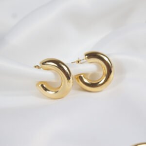 Brinco Argola Tubular Sophia folheado a ouro 18k - Image 1