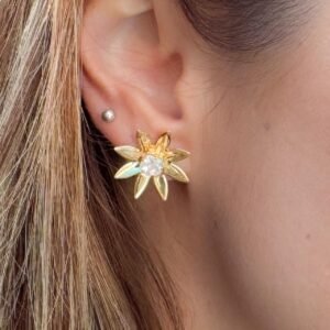 Brinco Flor Folheado a ouro 18k - Image 4