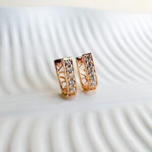 Brinco Mini Argola Click Folheada a Ouro 18k - Image 1