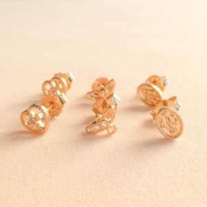 Brinco Trio Fé Folheado a ouro 18k - Image 1